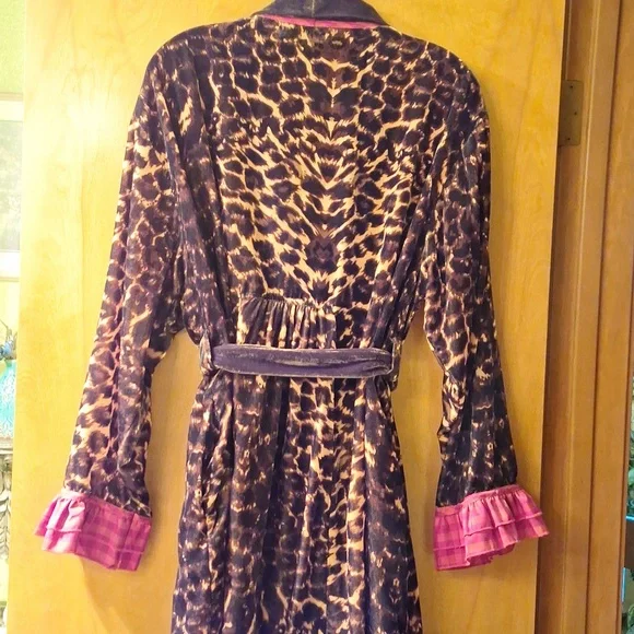 Goody Goody California ladies robe size L. - Picture 4 of 10